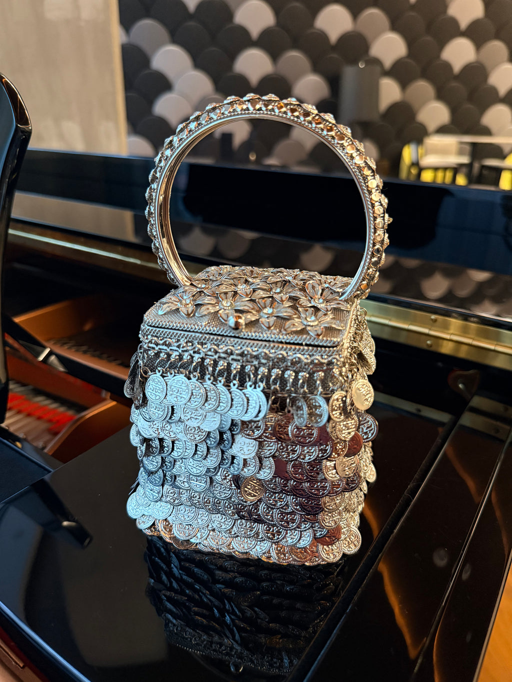 Montclair Coin Wristbag