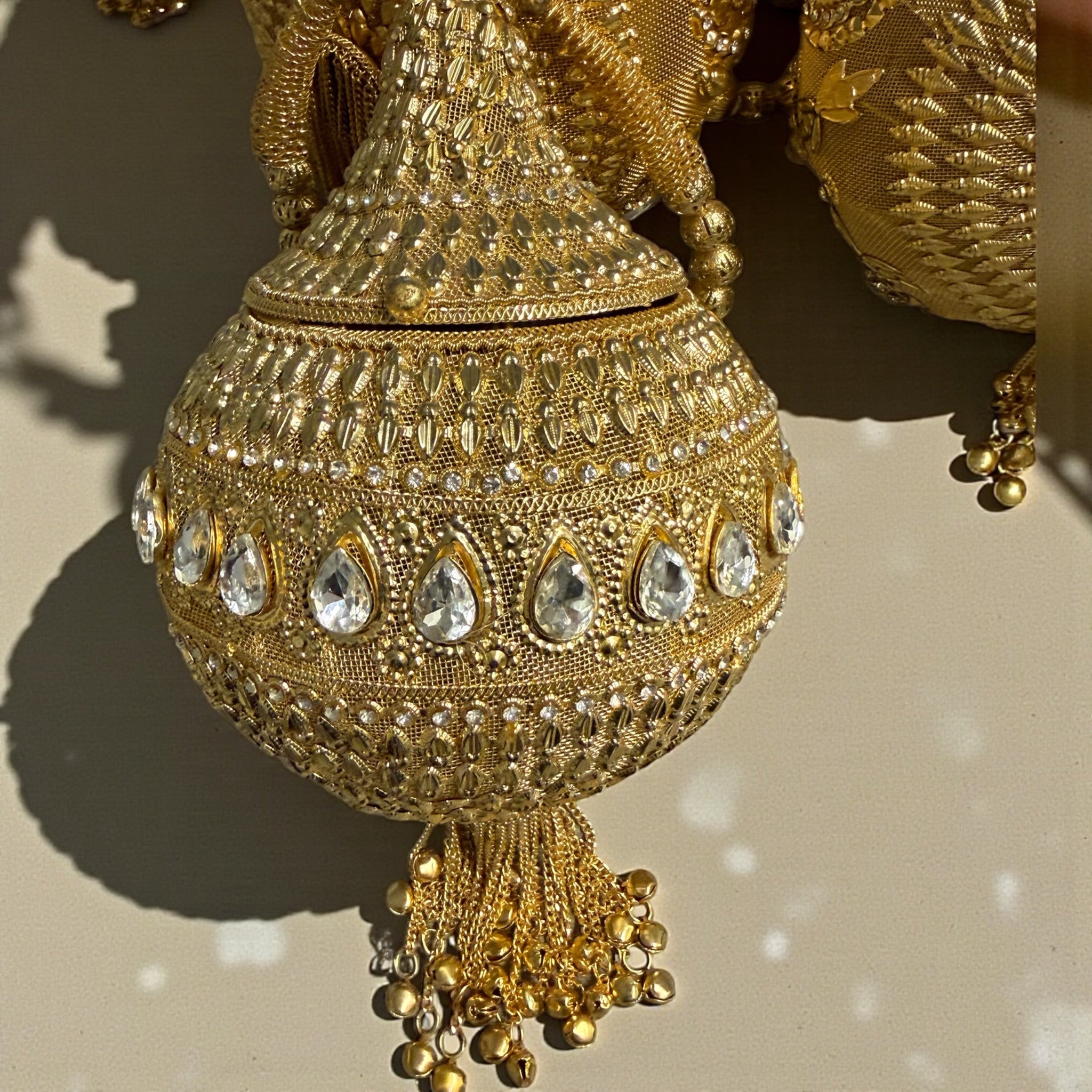 Golden Globe WristBag 0.001